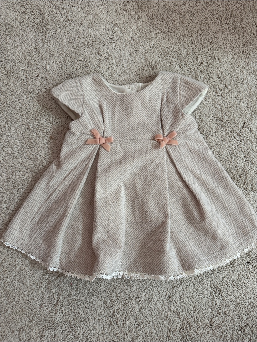 Tahari Cream Dress with Pink Bow Accents